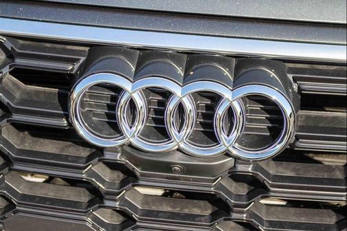 2025 Audi Q5 45 S line Premium Plus