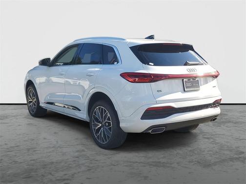 2025 Audi Q5 Premium Plus TFSI quattro S tronic