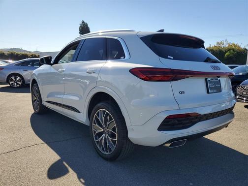 2025 Audi Q5 Premium Plus TFSI quattro S tronic