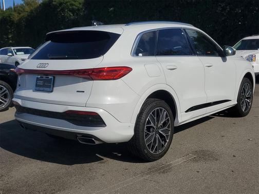 2025 Audi Q5 Premium Plus TFSI quattro S tronic