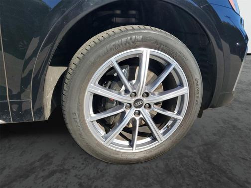 2022 Audi SQ5 3.0T Premium Plus