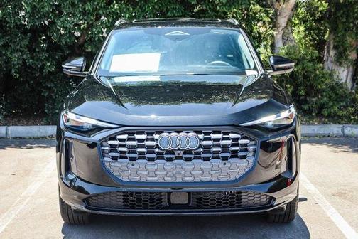 2025 Audi Q5 Premium