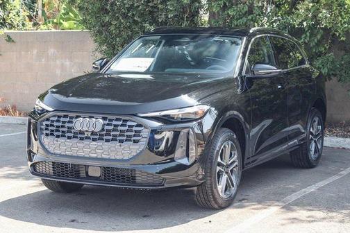 2025 Audi Q5 Premium