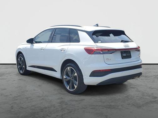 Glacier White Metallic 2023 Audi Q4 e-tron Prestige 50 quattro