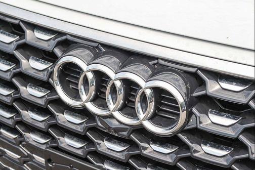 2025 Audi Q5 45 S line Premium Plus