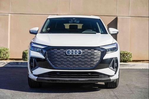 2024 Audi Q4 e-tron Sportback Premium 50 quattro