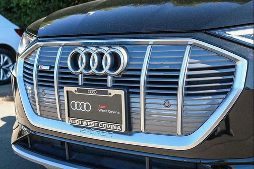 2022 Audi e-tron Sportback S line Premium