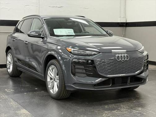 2025 Audi Q6 e-tron Premium Plus