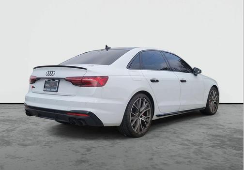 2023 Audi S4 Premium Plus TFSI quattro Tiptronic