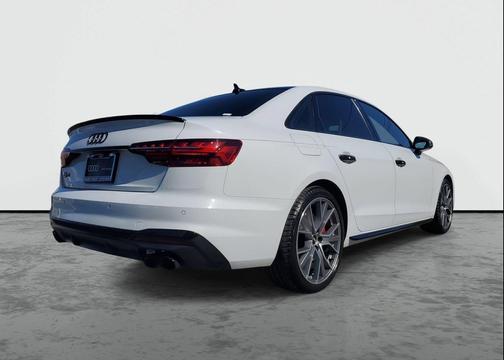 2023 Audi S4 Premium Plus TFSI quattro Tiptronic