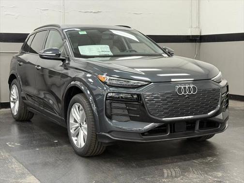 2025 Audi Q6 e-tron Premium Plus