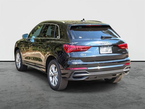 2025 Audi Q3 45 S line Premium Plus