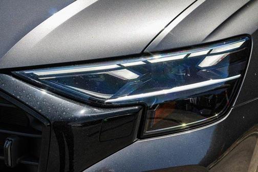 2025 Audi Q8 55 Premium Plus