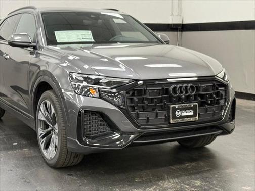 2025 Audi Q8 55 Premium Plus