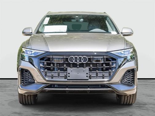 2025 Audi Q8 55 Premium Plus