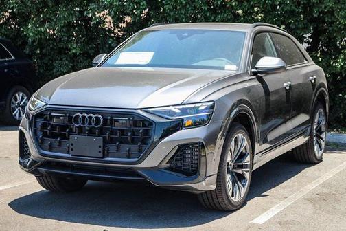 2025 Audi Q8 55 Premium Plus
