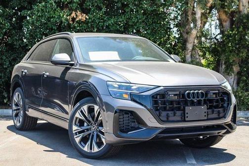 2025 Audi Q8 55 Premium Plus