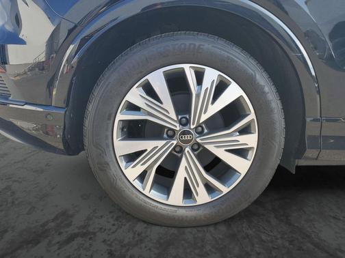 2023 Audi Q4 e-tron Premium Plus 40 RWD