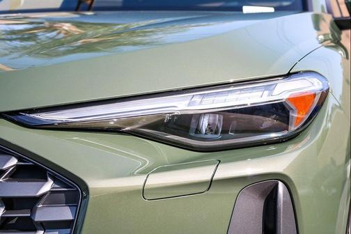 2025 Audi Q5 Prestige TFSI quattro S tronic