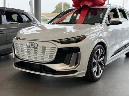 2025 Audi SQ6 e-tron Premium Plus quattro