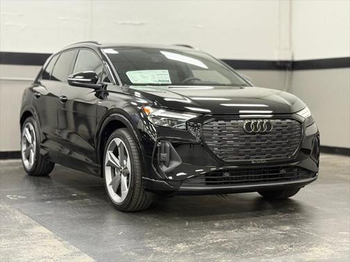 2025 Audi Q4 e-tron Premium Plus 55 quattro