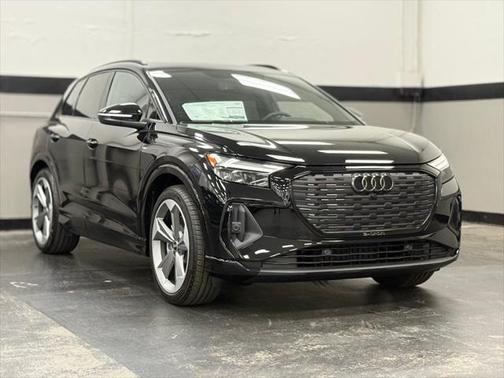 2025 Audi Q4 e-tron Premium Plus 55 quattro