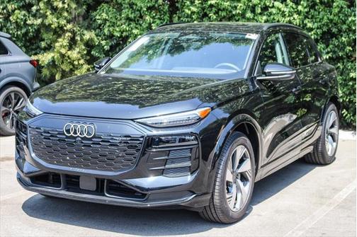 2025 Audi Q6 e-tron Prestige quattro