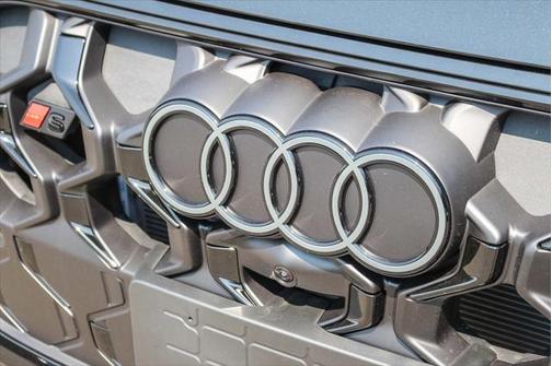 2025 Audi SQ5 3.0T Premium Plus