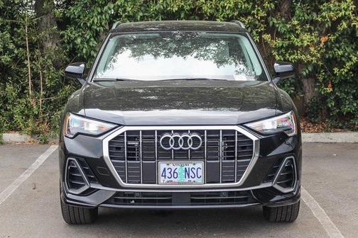 2022 Audi Q3 45 S line Premium