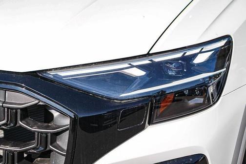 2025 Audi Q8 55 Premium Plus