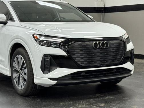2025 Audi Q4 e-tron Premium 45 quattro