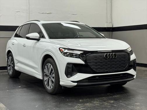 2025 Audi Q4 e-tron Premium 45 quattro