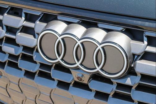 2025 Audi Q5 Premium Plus TFSI quattro S tronic