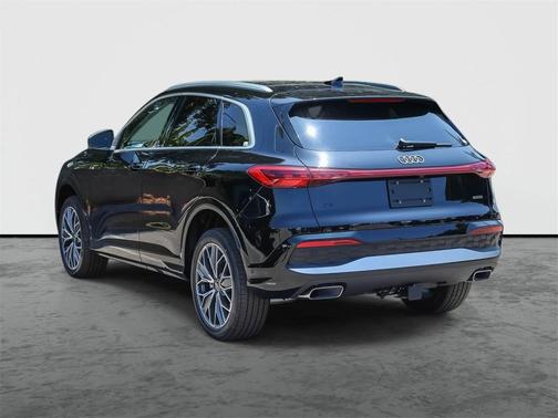 2025 Audi Q5 Premium Plus TFSI quattro S tronic