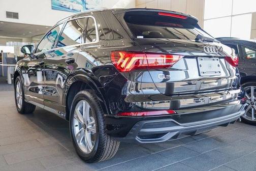 2024 Audi Q3 45 S line Premium Plus