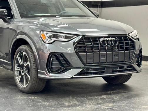 2025 Audi Q3 45 S line Premium Plus
