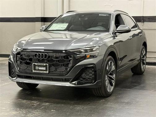 2025 Audi Q8 55 Premium Plus