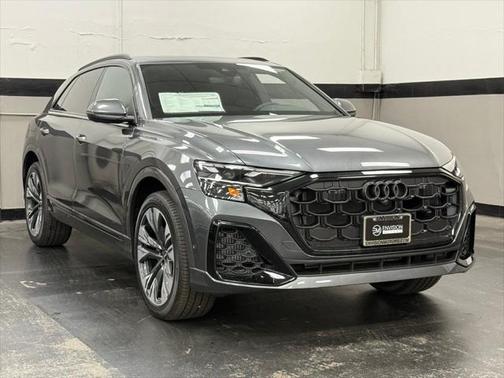 2025 Audi Q8 55 Premium Plus