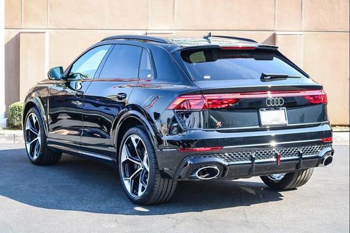 2025 Audi RS Q8 4.0T