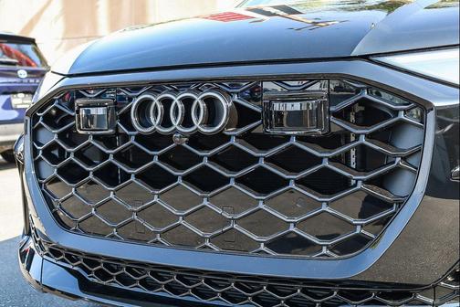 2025 Audi RS Q8 4.0T