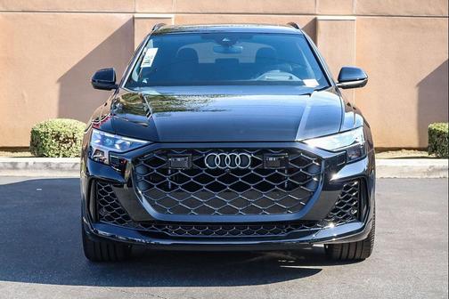 2025 Audi RS Q8 4.0T