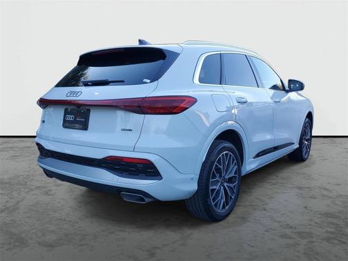 2025 Audi Q5 Premium Plus TFSI quattro S tronic