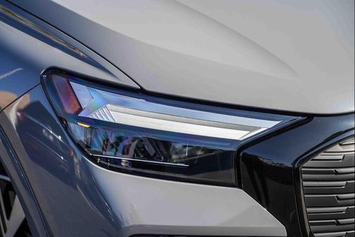 2025 Audi Q4 e-tron Premium 45 RWD