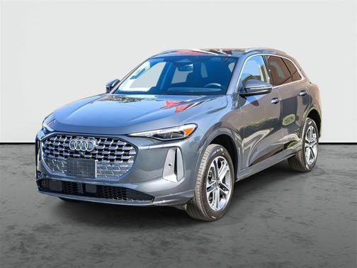 2025 Audi Q5 Premium Plus TFSI quattro S tronic