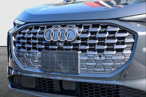 2025 Audi Q5 Premium Plus TFSI quattro S tronic