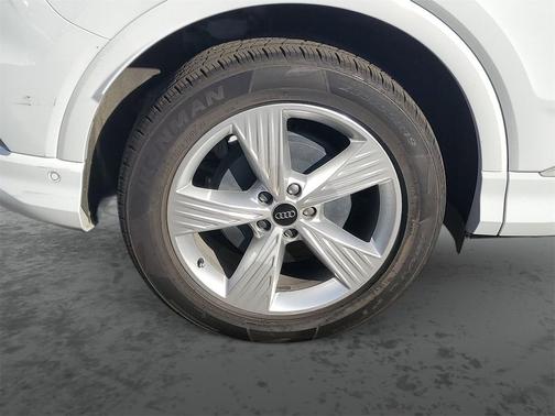 2023 Audi Q4 e-tron Premium Plus 50 quattro