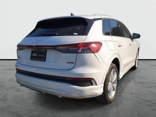 2023 Audi Q4 e-tron Premium Plus 50 quattro