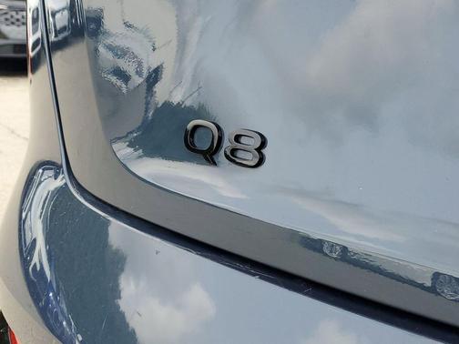 2024 Audi Q8 e-tron Premium Plus
