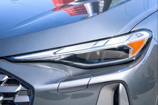 2025 Audi Q5 Premium TFSI quattro S tronic