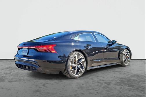 2023 Audi RS e-tron GT quattro